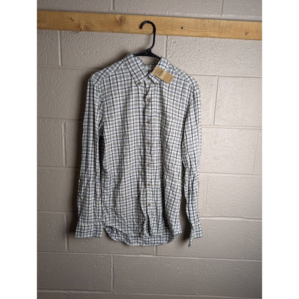 3/$18 American Eagle Button Shirt